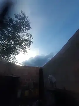 ELIZABET2- - showing off the ass with 3 fingers 🍑😱