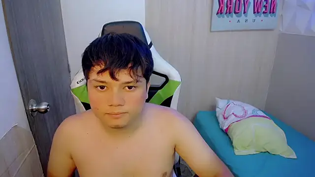 Chat +18 de Tommy_cotton ao vivo