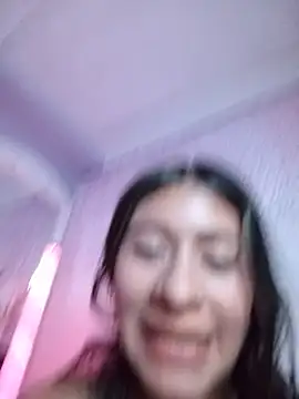 צ'אט XXX בשידור חי של BrendaRojas_