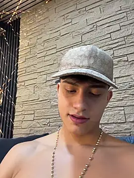 Chat XXX Live Lander_Cruz