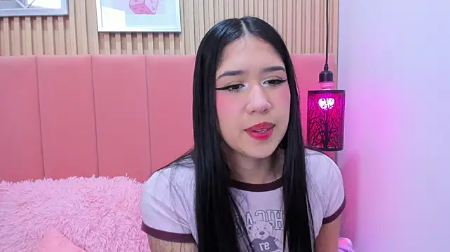 Hanna_Thorne Chat XXX live