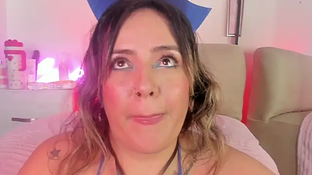 miaapril's Live XXX Chat