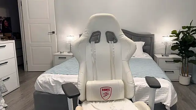 ArielGrand Live XXX-Chat