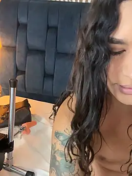 Sweet_vicky_hot XXX чат на живо