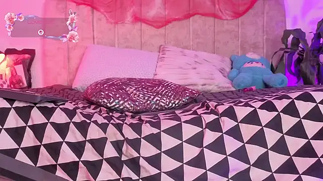 Emilly-hall লাইভ XXX চ্যাট