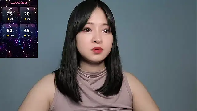 -Yuko- Adlı Modelin Canlı XXX Sohbeti