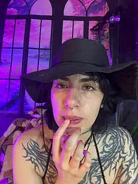 Chatroom XXX en direct de Lilith_X_Lucifer