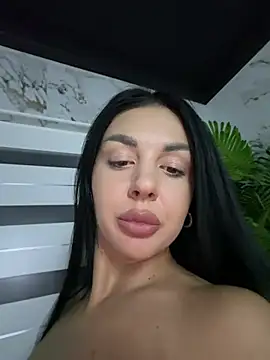دردشة KenyaCruz الجنسية المباشرة