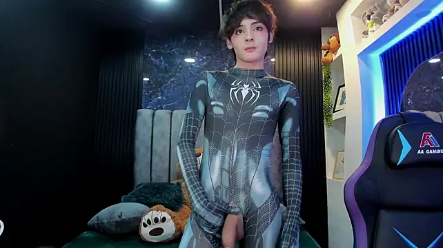 Chatroom XXX en direct de MathiasGreen_