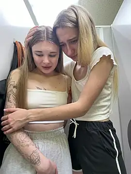 Lia-see-ya Live XXX-Chat