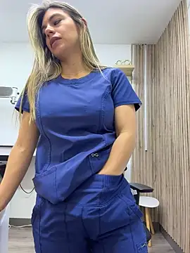 alicee16 Live XXX-Chat