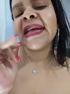 Chat +18 de ASIAKIT ao vivo