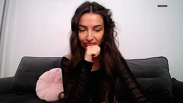 Chatroom XXX en direct de Laura_Bess