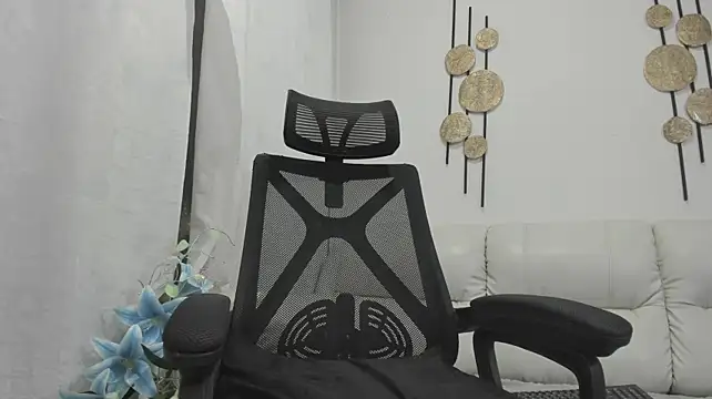 Luna_milf13 – Naživo XXX chat
