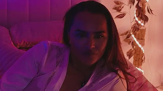 แชท XXX สดของ SiennaRosse