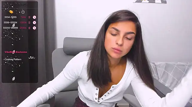 XXX chat uživo modela AngelGabe