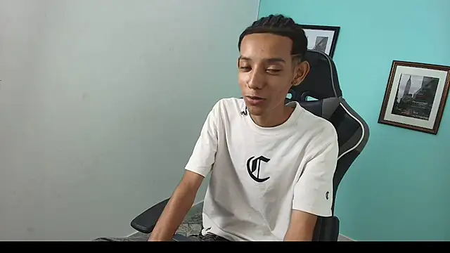 Drake_cum23 – Live XXX-chat
