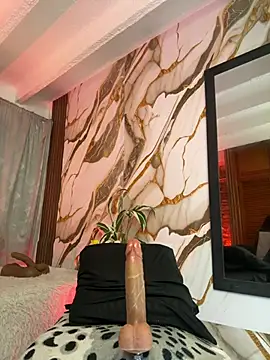 Lonely_shewolf - 🥵🍑big tits bath in oil 🍑suck