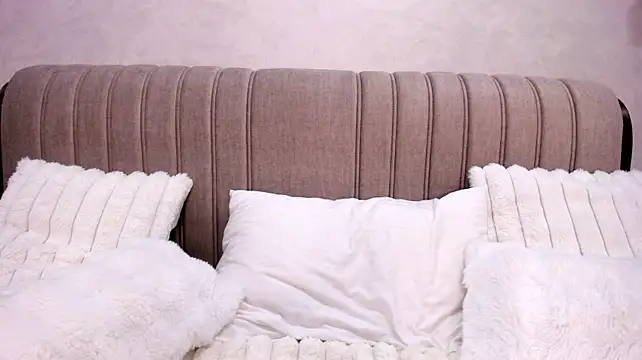 XXX chat uživo modela TinyKim_