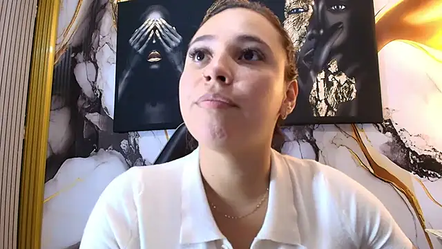 Chat XXX en directo de LizzRouse