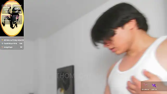Thom_Ohtani Adlı Modelin Canlı XXX Sohbeti