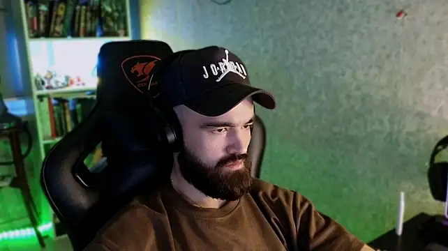Živý XXX chat _Serious_Man