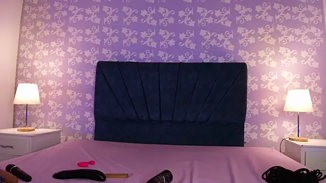 SalomeSimonz লাইভ XXX চ্যাট