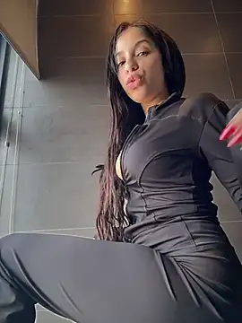 ORLA94 Live XXX Chat