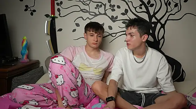 MattyandAiden 라이브 XXX 채팅