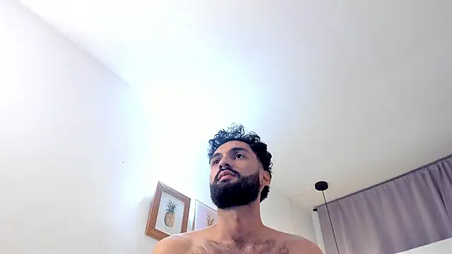 Chat +18 de Ryan_Jakson ao vivo