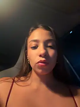 Hall_16 Live XXX-Chat