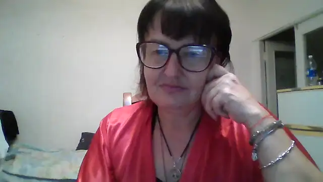 ErikaXShine Adlı Modelin Canlı XXX Sohbeti