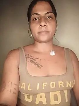 XXX chat uživo modela Giselabrunette25