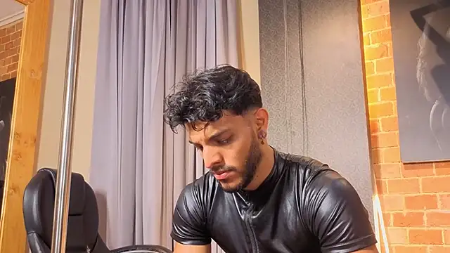 JuanBlade Live XXX Chat