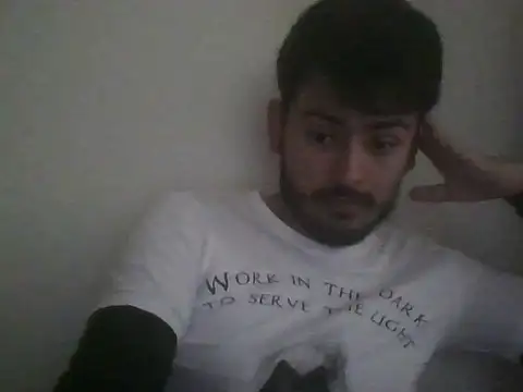 Mateotubbe Adlı Modelin Canlı XXX Sohbeti