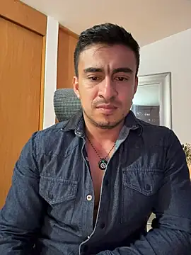 Chris_Clarck 라이브 XXX 채팅