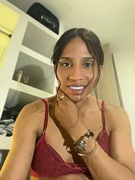 Chat +18 de jessicahotbicth ao vivo