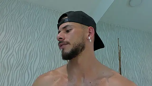 แชท XXX สดของ dylan_jacobx