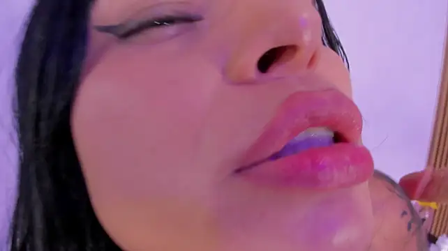 miathonson769's Live XXX Chat
