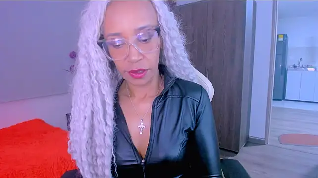 Chat XXX en directo de ScarlettMalbec
