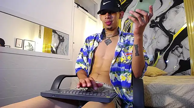 skyline_ryan Live XXX Chat
