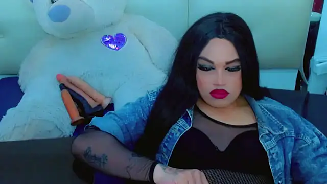 Chat +18 de NharaBigCock ao vivo