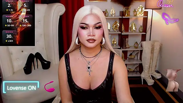 Živý XXX chat PrettyCockAthena