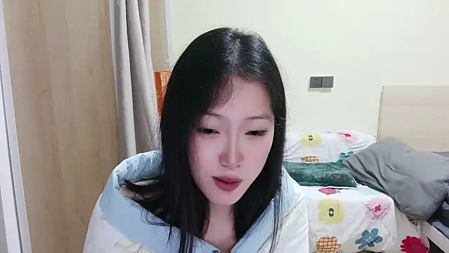 Q-Xixi Adlı Modelin Canlı XXX Sohbeti
