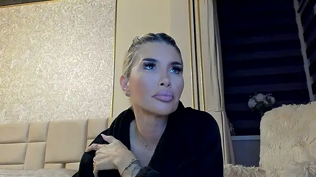 Онлайн чат XXX Emma_D_