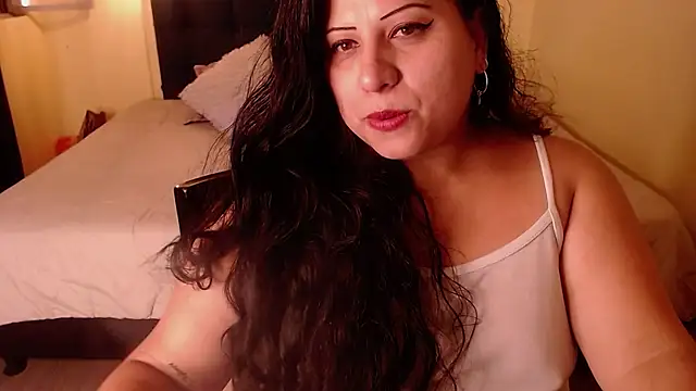 Catalinajane1 Adlı Modelin Canlı XXX Sohbeti