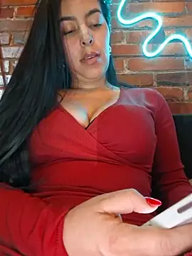 Chat +18 de Luianna ao vivo