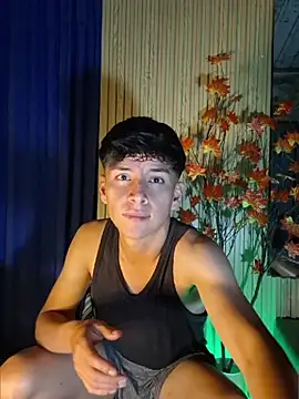 ZaneHoward Live XXX-chat
