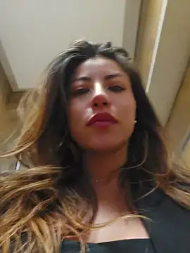 Karen_San_Miguel - Open jacket - naughty nipple in public😈