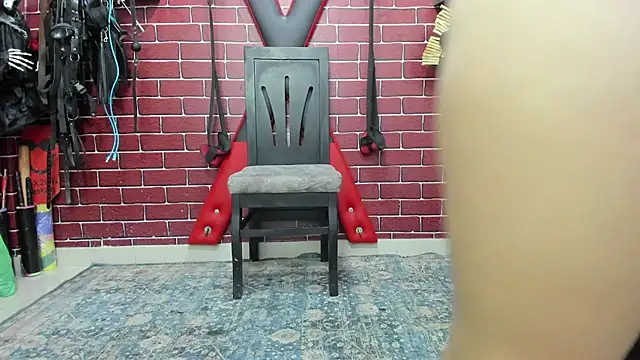 BDSM_PERLA লাইভ XXX চ্যাট